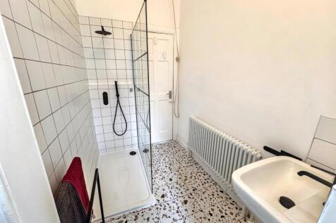 Shower-room 2