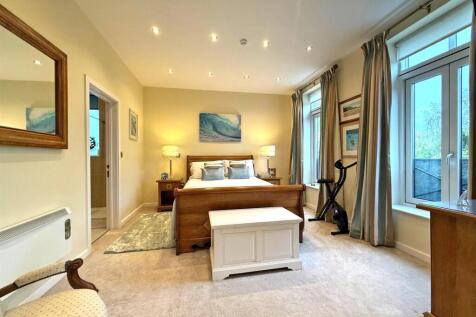 thumbnail_image1 (2).jpg