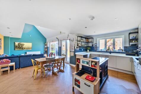 9-68233a4f39601-1263506-ARW-9