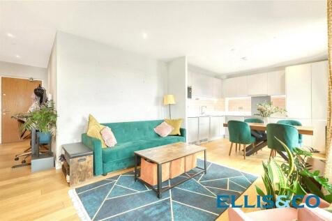 Hale Wharf, Ferry Lane, London, N17 photo 4