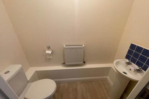 Worle Moor Road, Weston Village, Weston-super-Mare photo 5