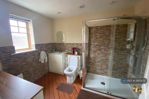 Master Ensuite