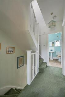 Whitehall Gardens, E4