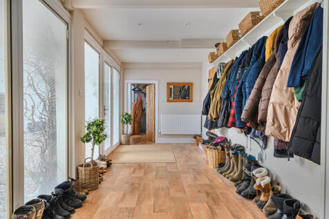 1383937-13-691f3c...