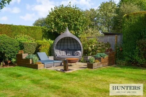 98335_62-Westgate-Guiseley  (27) - Copy_low.jpg