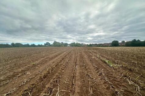 Land off London Road
