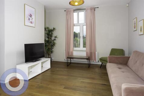 Park Grove Manchester, M19 2FH photo 2