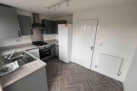 35 Buzzard Rise, Lydney, GL15 photo 3