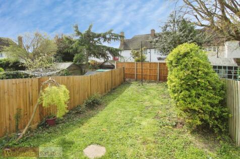 PRIVATE REAR GARDEN