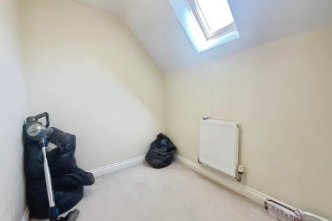 Owl Close, Witham St Hughs photo 4