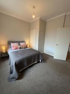 Clavering Street west, Paisley photo 4
