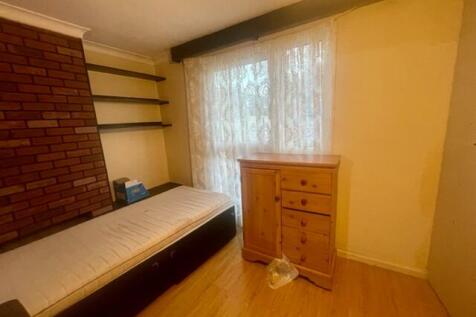 Paddock Mill Court photo 5