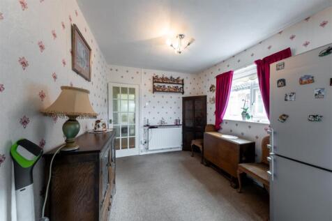 27 Eaton View-008.jpg