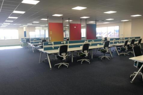 Office to rent Image 4