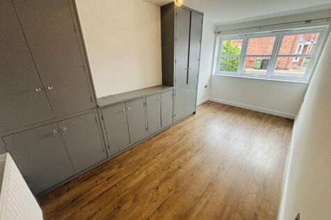COXMOOR CLOSE, GRANTHAM photo 3
