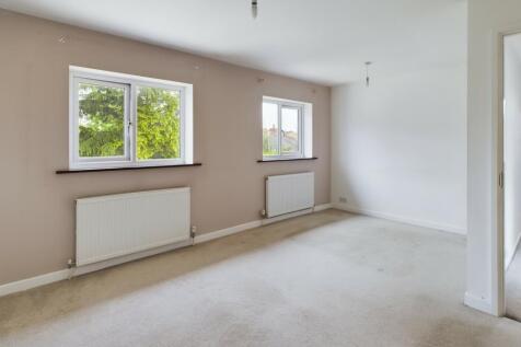 CAM02519G0-PR0119-STILL022