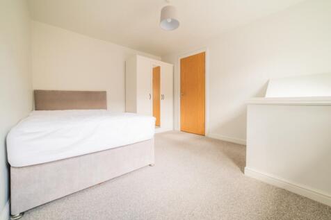 Call 02920 668585 to secure your viewing _12