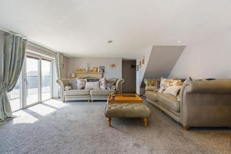 90682_Highfield-House-Cross-Lane  (30)_low.jpg