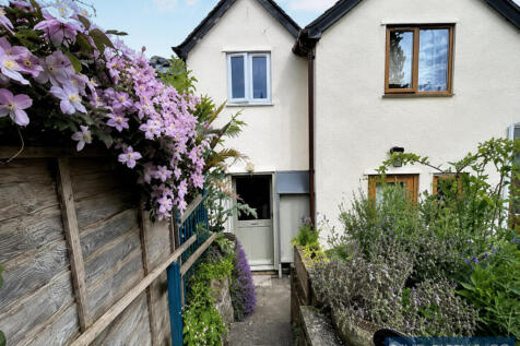 Charming two-bedroom terraced cottage