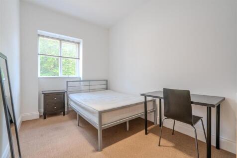 Apartment 2, 307 Western Bank Sheffield photo 3