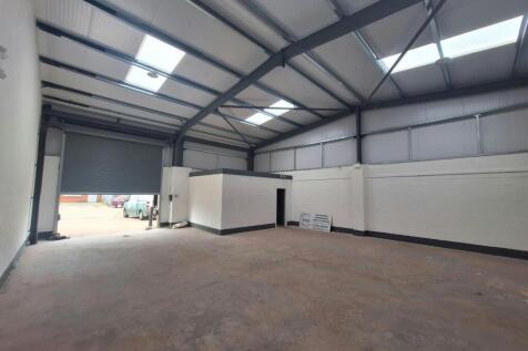Thames Trading Estate Irlam  4.jpg