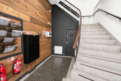 BTH Flat 5 (2).jpg