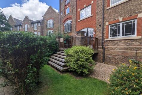 Mortley Close, Tonbridge, TN9 photo 4