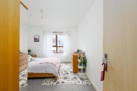 3 st davids mews-1.jpg