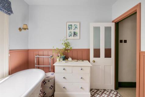 Trumpington Road, E7