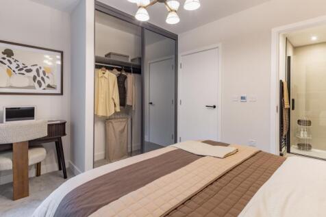 Apartment 43 - Show Apartment - North Gate