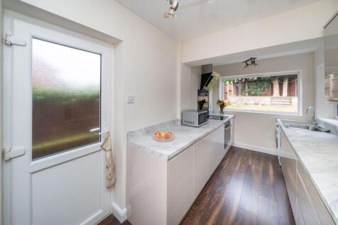 EXTENDED DINING KITCHEN