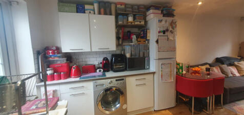 Hatfield Road, London, E15 photo 4