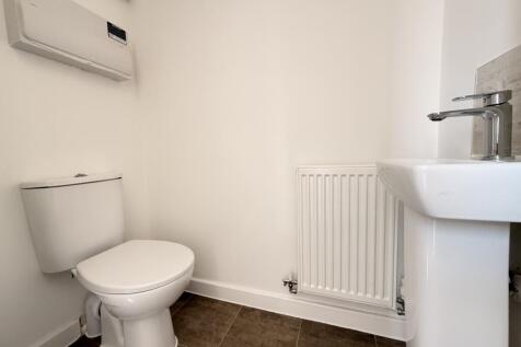 Misteltoe Way, Sutton-In-Ashfield, NG17 photo 5