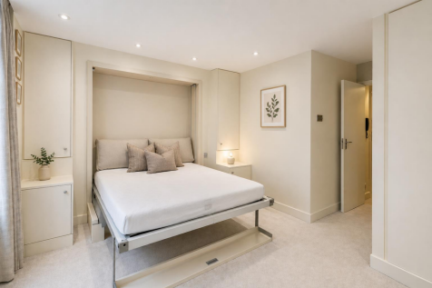 bedroom - 11 draycott.png