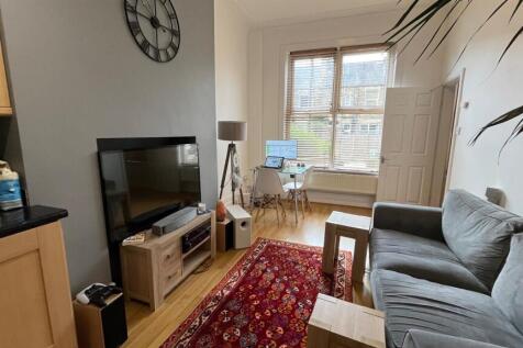 9 Street Lane, Roundhay, Leeds photo 4