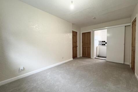 Elm Street, Skelmanthorpe, Huddersfield, HD8 9BH photo 4