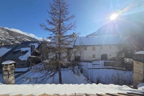 Property Image 1