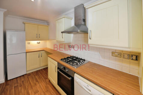 9 Bournemouth Road, Chandler's Ford, SO53 photo 4