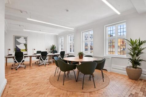 137425GCCSLOA  35 Duke St  Office 14 Original 6.