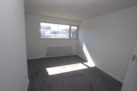 9 Harlech Bedroom 2 .jpg