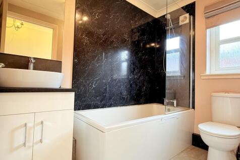 15A Terregles Street, Dumfries, DG2 9AA - Braidwoo