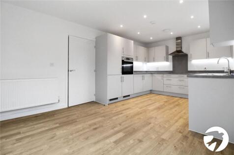 Kitchen / Dining