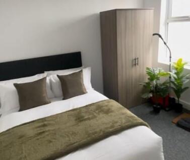 73 Station - room 3.jpg