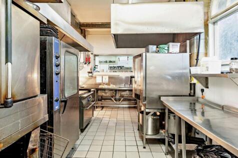 Hotel for sale Image 10