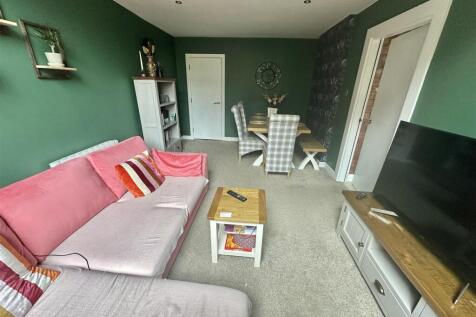 Bramleys Estate Agents - Independent Chapel - Heck