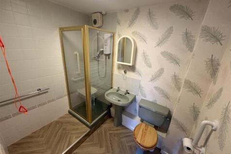 Bathroom.jpeg