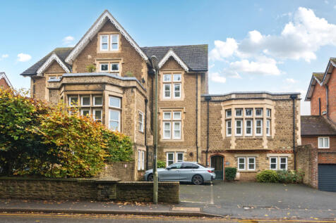 1376315-2-690c858...