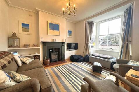 Lounge 1