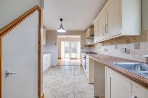 Ringway, Great Sutton, CH66 photo 4