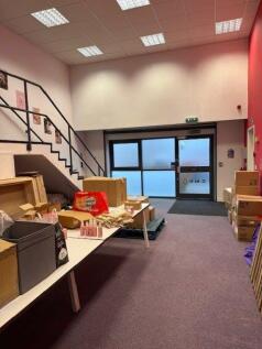 Distribution Warehouse to rent Image 4